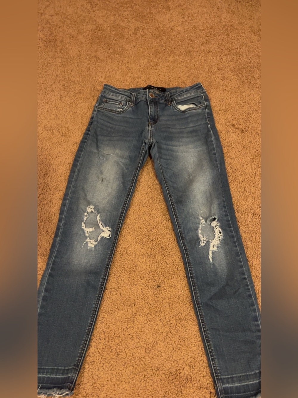 Prosperity Denim Distressed Skinny Jeans 27 petite